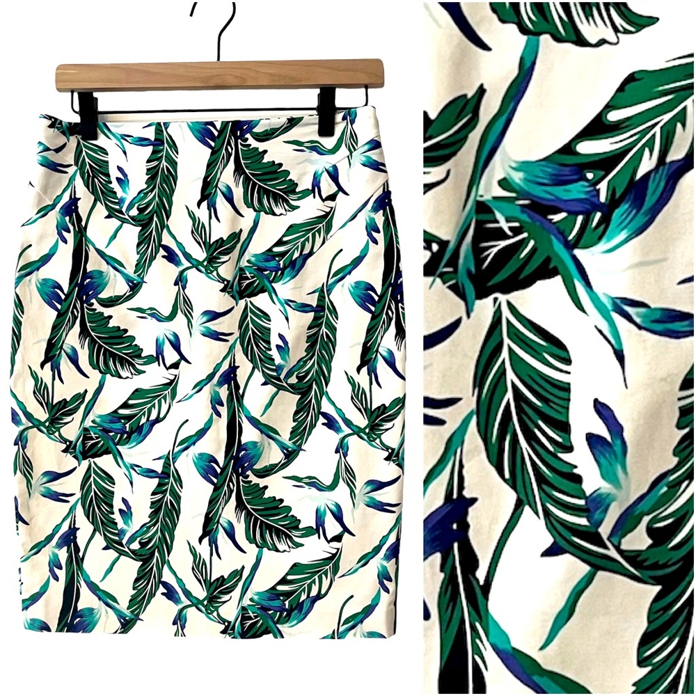 Dalia Leaf Floral Pencil Skirt